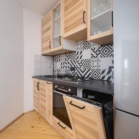 3 Bedroom Apartment-Aleja Daszynskiego- Grzegorzki Kraków Zewnętrze zdjęcie